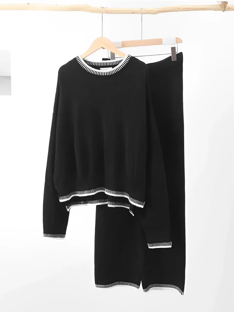 Conjunto Feminino com Suéter e Calça com Detalhes em Crochê – Íris [FRETE FULL]