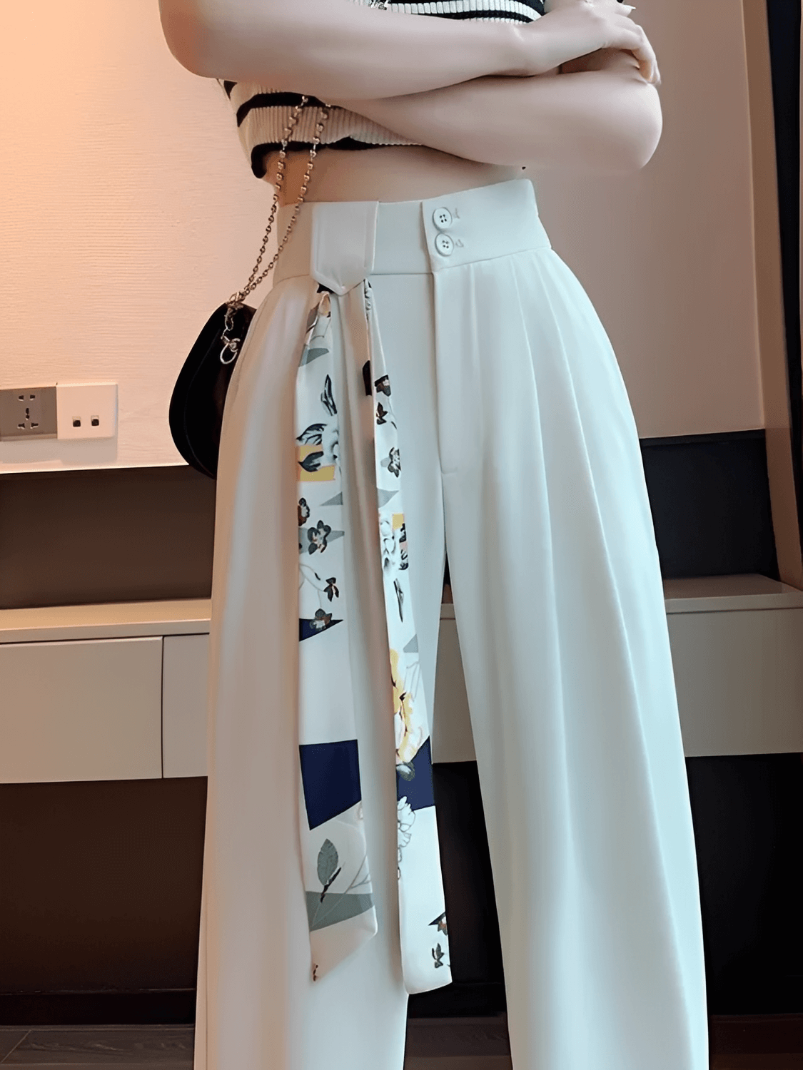 Calça  Alfaiataria Wide Leg Cintura Alta com Lenço Removível  – Amara