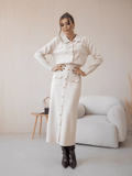 Conjunto Alfaiataria em Viscose com Suéter e Saia Midi de Botões - Geyze