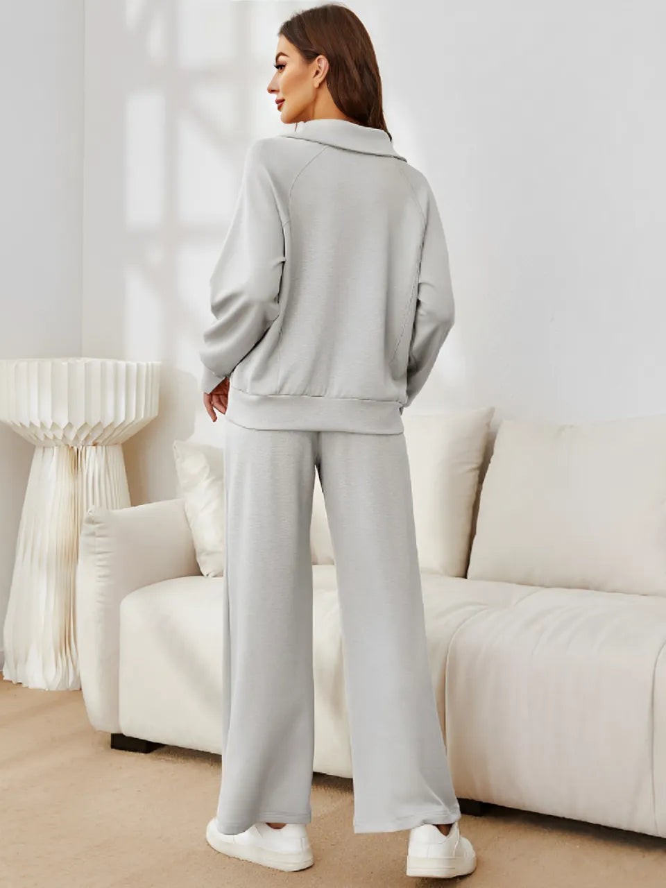 Conjunto Feminino com Suéter Gola Alta Ajustável e Calça Cintura Média com Ajuste de Cordão - Alessandra [FRETE FULL]