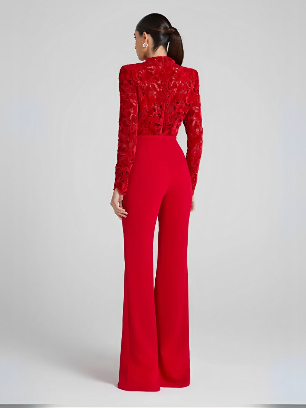 Macacão Elegante Manga Longa com Renda e Calça Flare com Cinto - Yeva