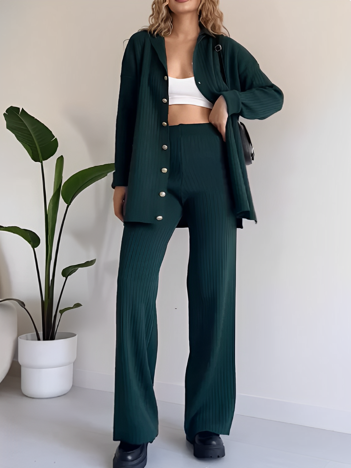 Conjunto Canelado com Camisa Alongada de Botões e Calça Reta – Camila