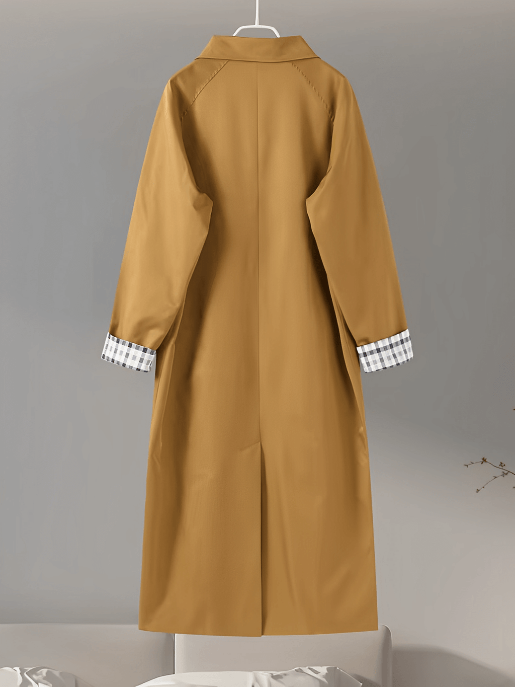 Sobretudo Corte Clássico com Forro em Xadrez e Botões - Luceli [FRETE FULL]