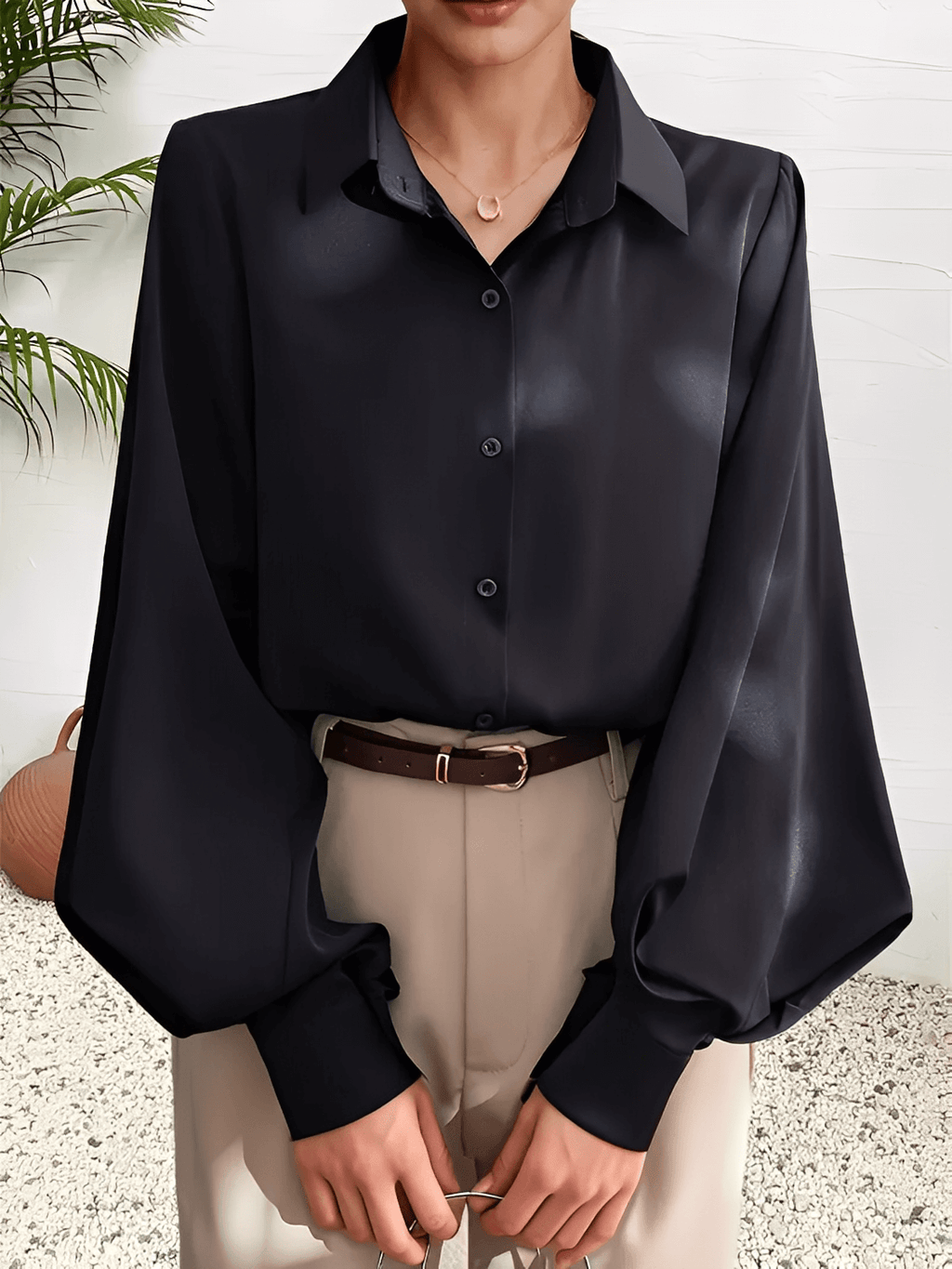 Camisa em Tecido Estruturado com Manga Lanterna e Gola Lapela – Scarllet
