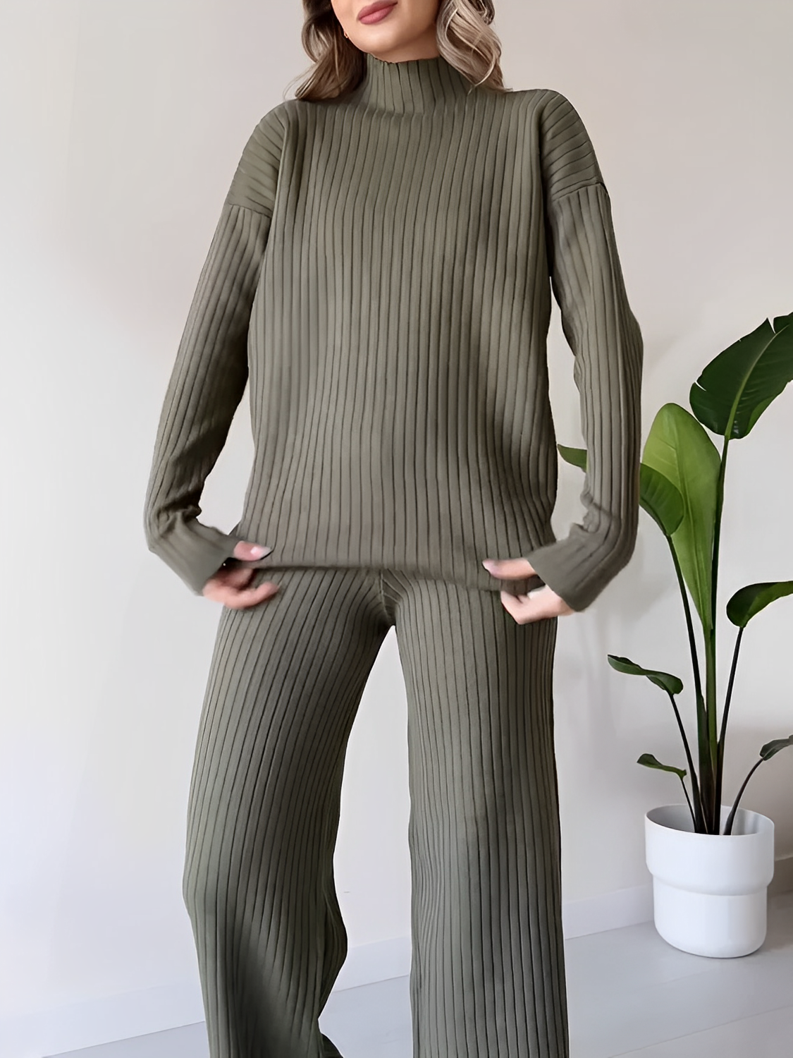 Conjunto de Tricô Canelado com Suéter Mullet e Calça Pantalona - Grace