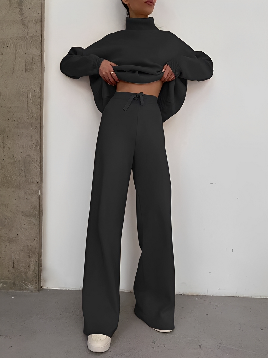 Conjunto em Tricô com Suéter Oversized de Gola Alta e Calça Pantalona -  Leona