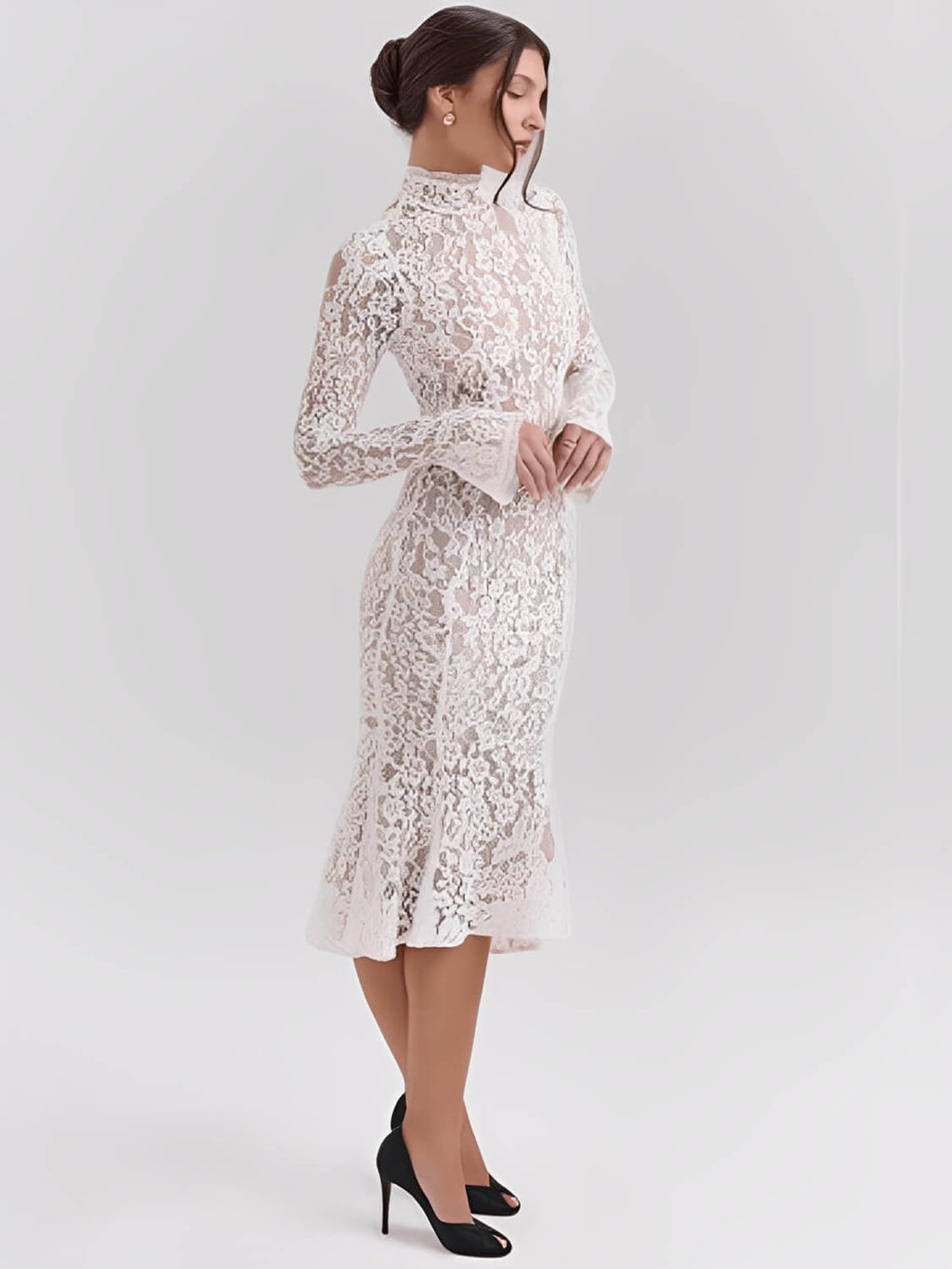 Vestido Midi  Godê em Renda Floral de Gola Alta e Manga Flare – Nagyla