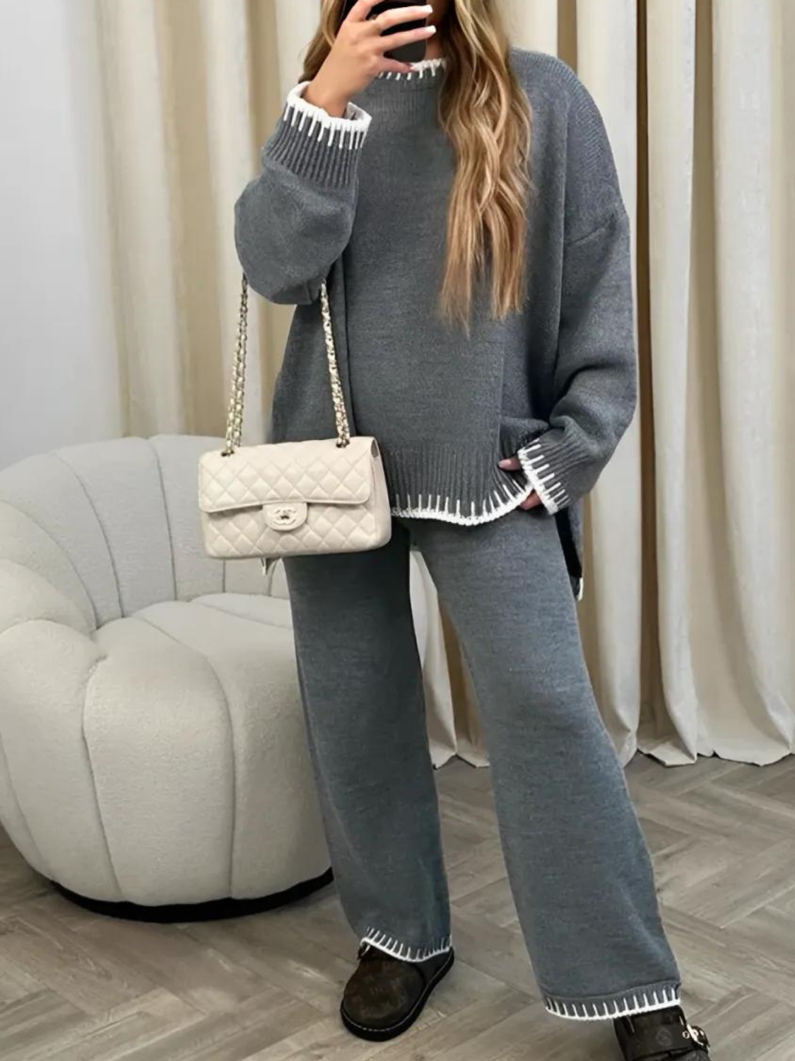 Conjunto Feminino com Suéter e Calça com Detalhes em Crochê – Íris [FRETE FULL]