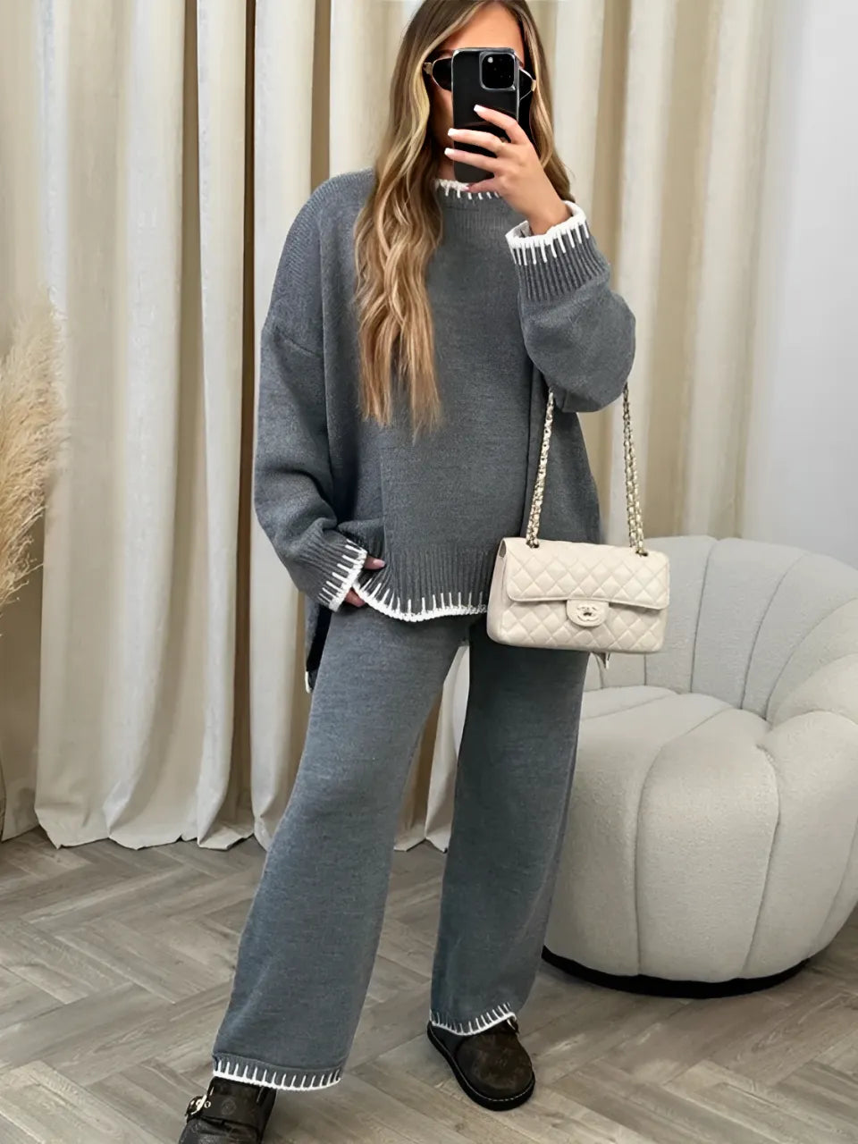 Conjunto Feminino com Suéter e Calça com Detalhes em Crochê – Íris [FRETE FULL]