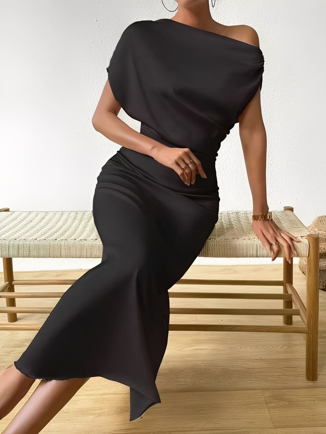 Vestido Midi Acetinado Acinturado com Decote Assimétrico Drapeado - Cleo [FRETE FULL]
