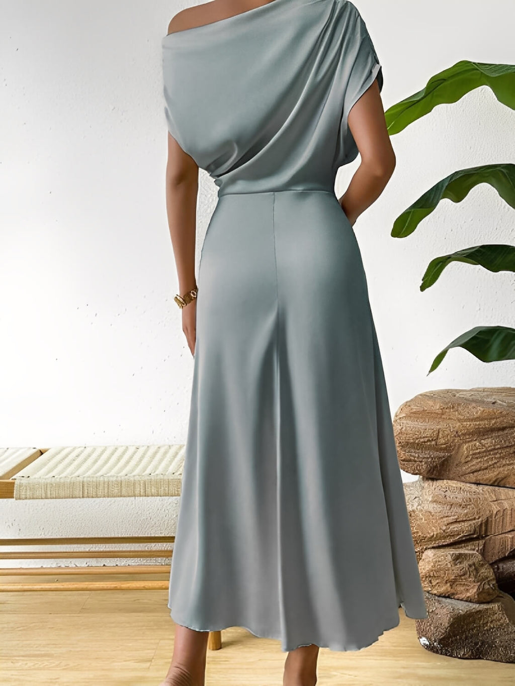Vestido Midi Acetinado Acinturado com Decote Assimétrico Drapeado - Cleo [FRETE FULL]