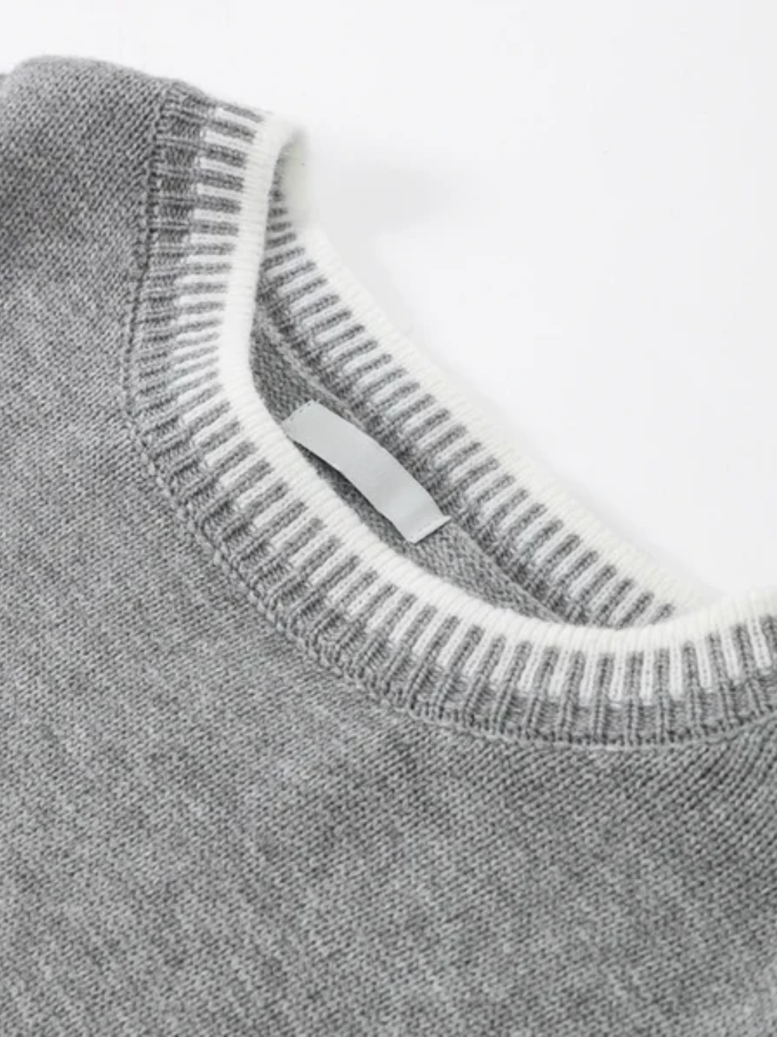 Conjunto Feminino com Suéter e Calça com Detalhes em Crochê – Íris [FRETE FULL]
