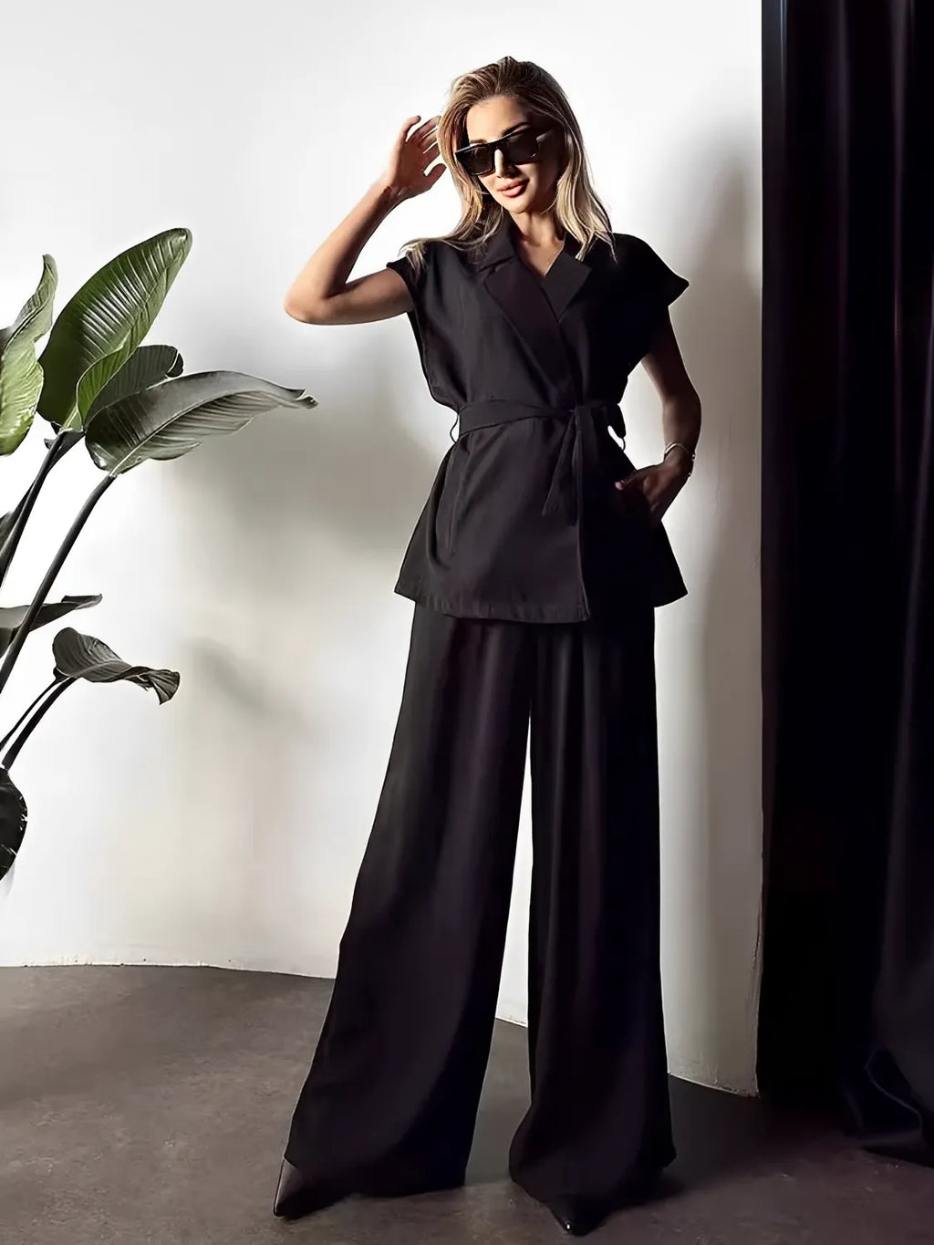 Conjunto Alfaiataria com Blusa de  Amarração e Calça Pantalona - Dominique