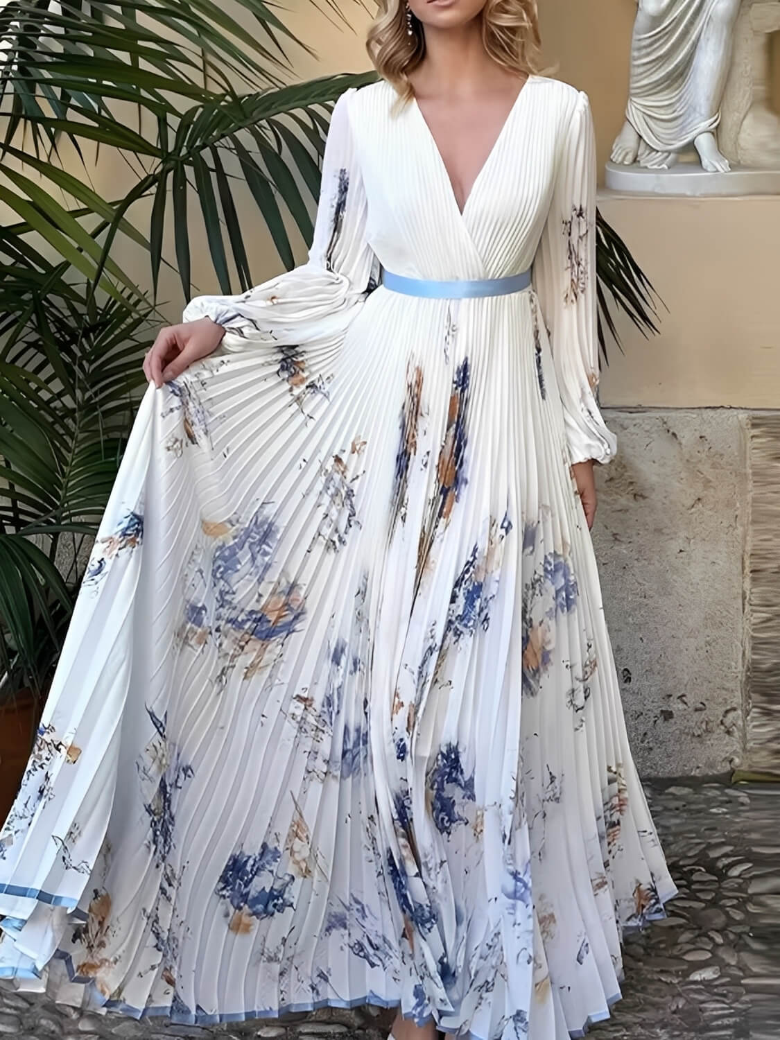 Vestido Longo Plissado Floral com Decote em V e Cinto-Faixa – Seraphina