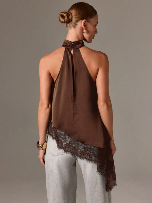 Blusa Halter Acetinada com Barra Assimétrica em Renda Delicada – Ximena